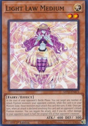 Light Law Medium⁣ - 25th Anniversary Tin: Dueling Heroes Mega Pack⁣ (Common)⁣ [073]