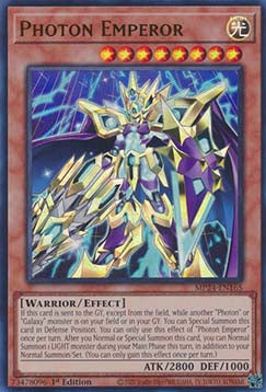 Photon Emperor⁣ - 25th Anniversary Tin: Dueling Mirrors⁣ (Ultra Rare)⁣ [165]